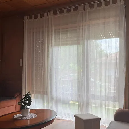 Negra 1 Semesterbostad