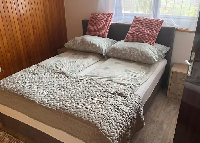 בית נופש Negra 1 *