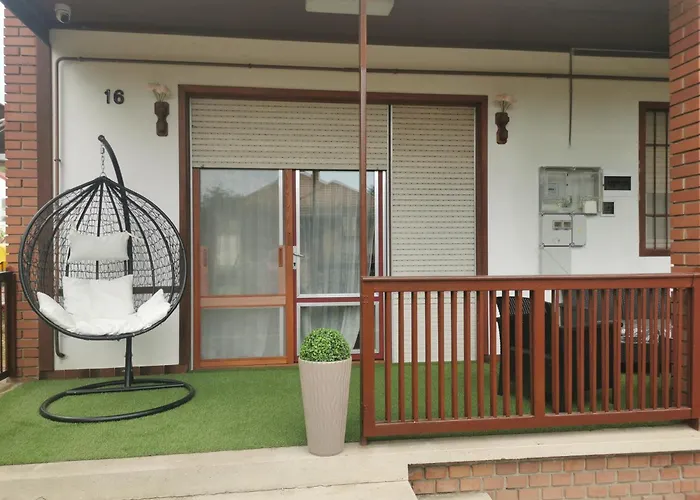 بيت للعطل Negra 1 *